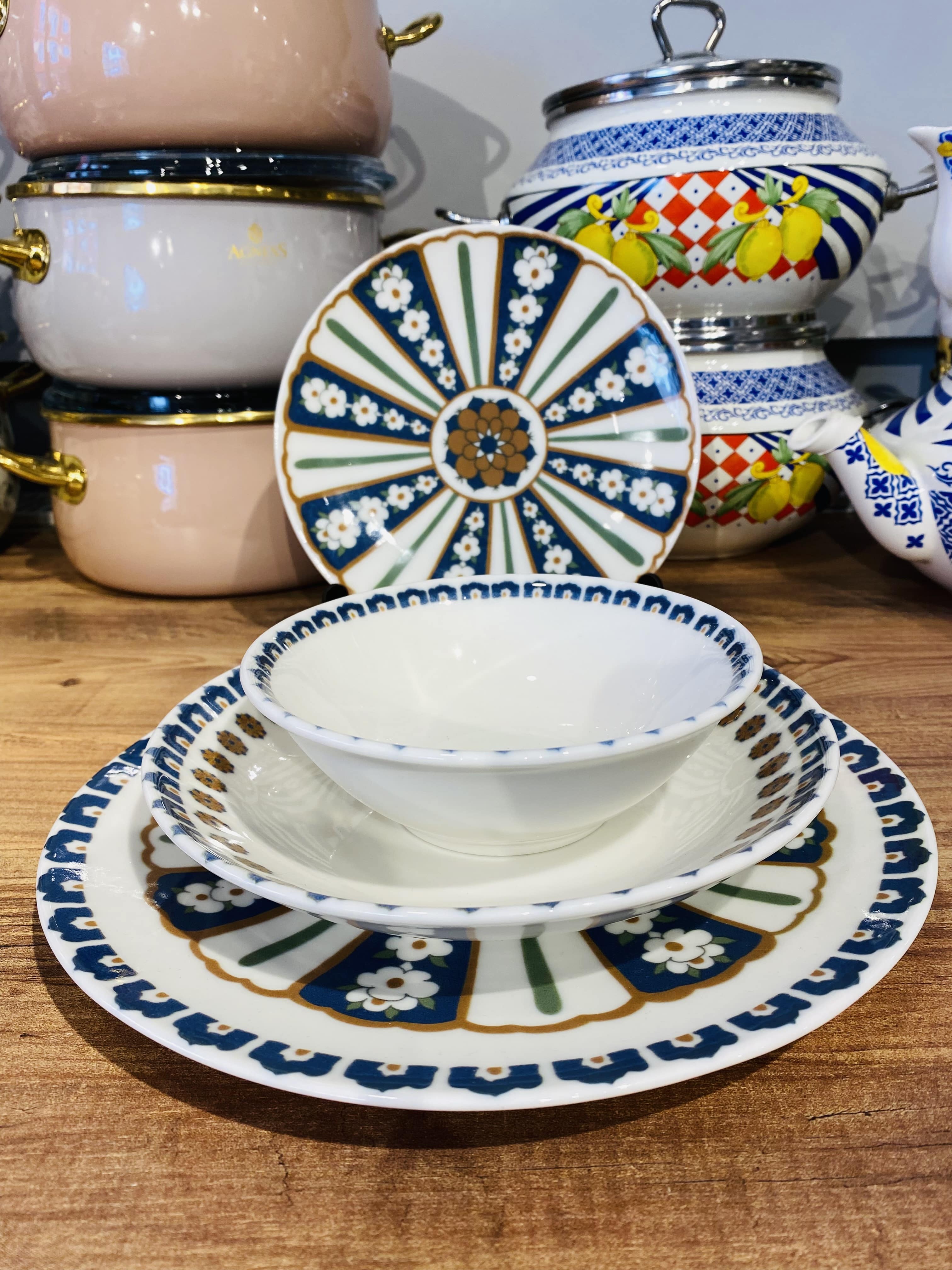 6 Kişilik - 24 Parça Yemek Takımı - KING