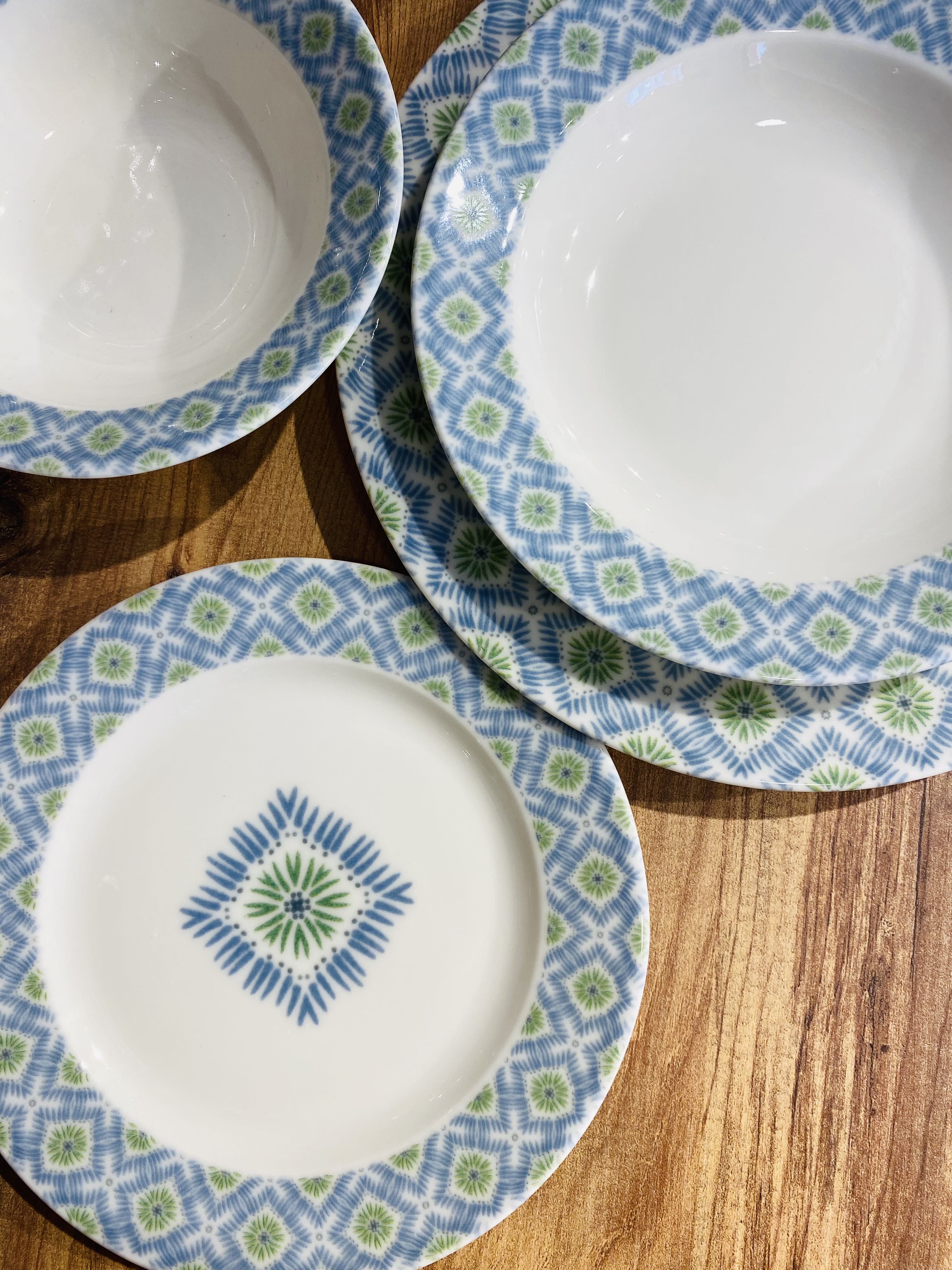 6 Kişilik - 24 Parça Yemek Takımı - BULUT