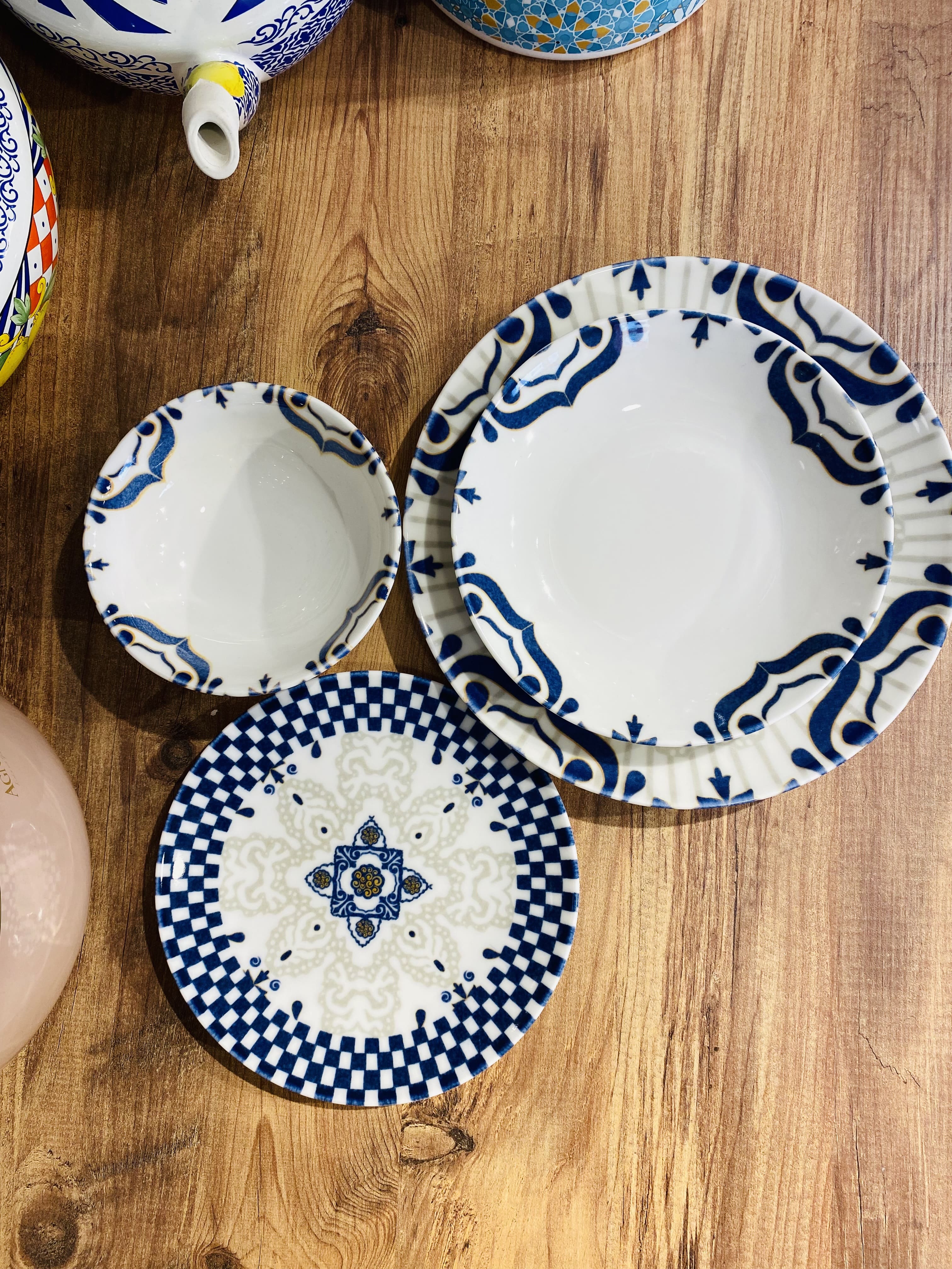 6 Kişilik - 24 Parça Yemek Takımı - ROYAL